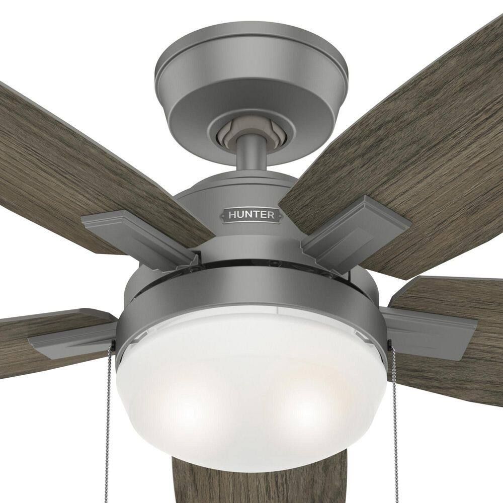 Hunter Fan 52 inch Casual Matte Silver Indoor Ceiling Fan with Light Kit and Pull Chain (Certified Refurbished)